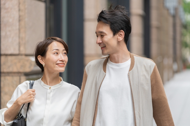 「50代で結婚した女性」たちの特徴と成功のポイント